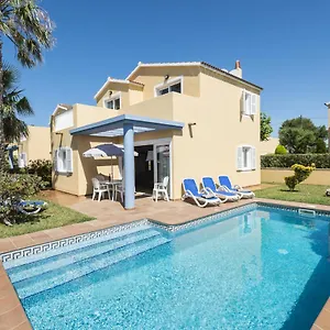 https://villas-amarillas.balearic-islands.net